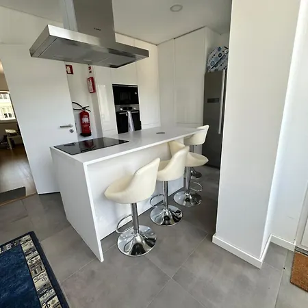 Homestay Cascais.io *